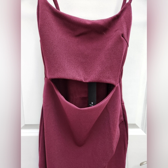 NWT LULU'S Cutout on the Town Plum Dress - Picture 2 of 8